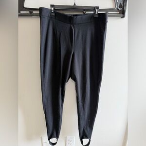 Old Navy Women’s Black Stirrup Leggings